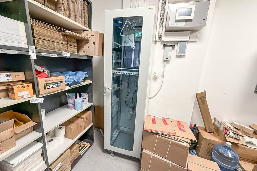 Serverschrank